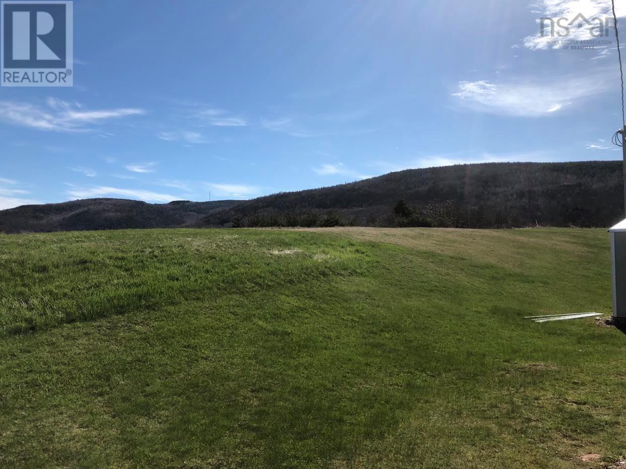 13762 Cabot Trail Property Photo 8