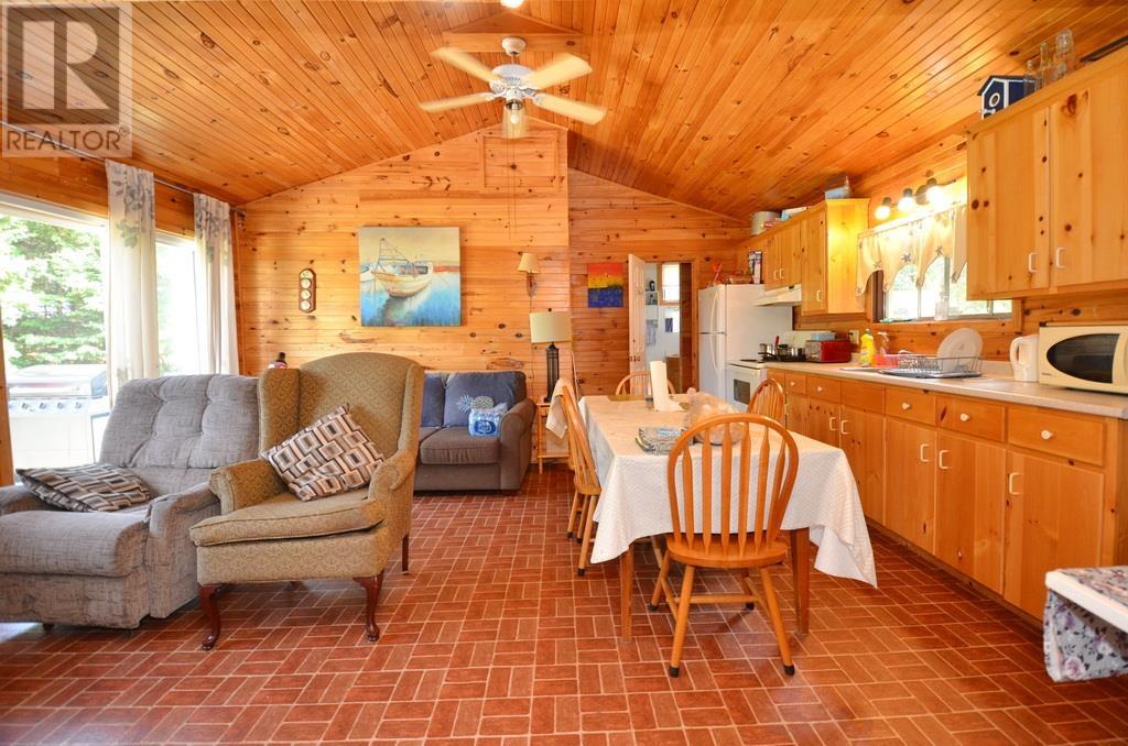 732 Lower Darnley Road Property Photo 3