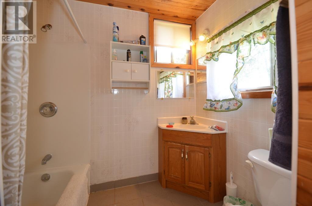732 Lower Darnley Road Property Photo 7