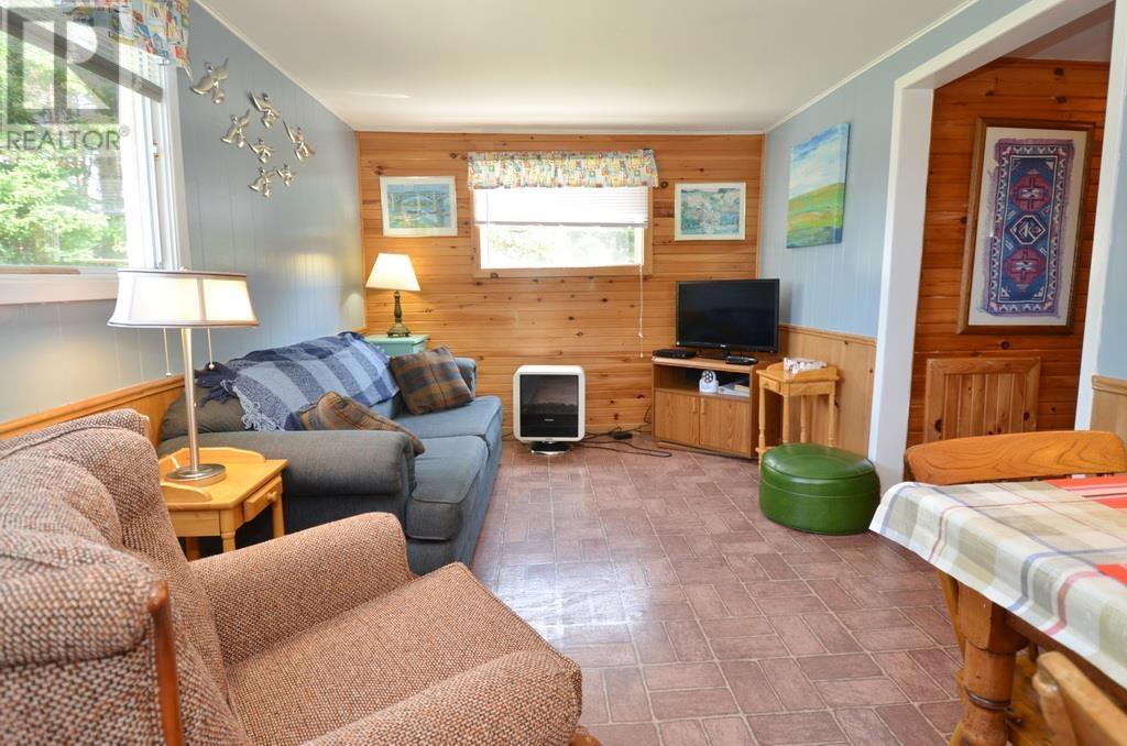 732 Lower Darnley Road Property Photo 14