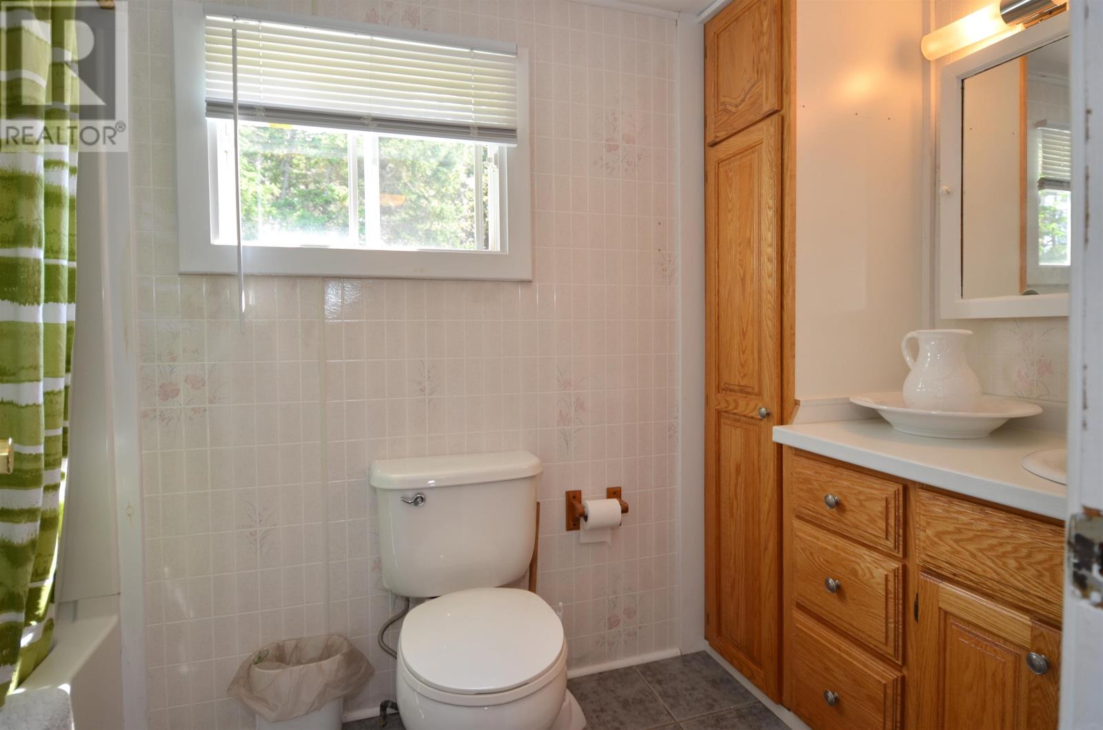 732 Lower Darnley Road Property Photo 17