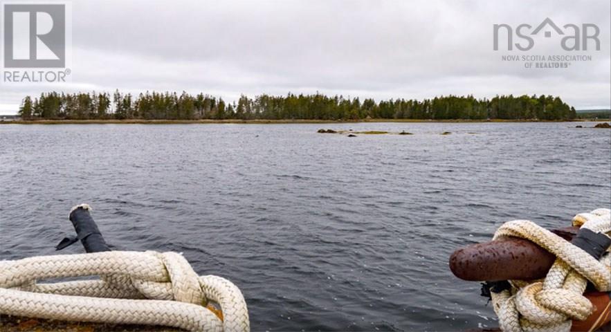 Bark Island Property Photo 3