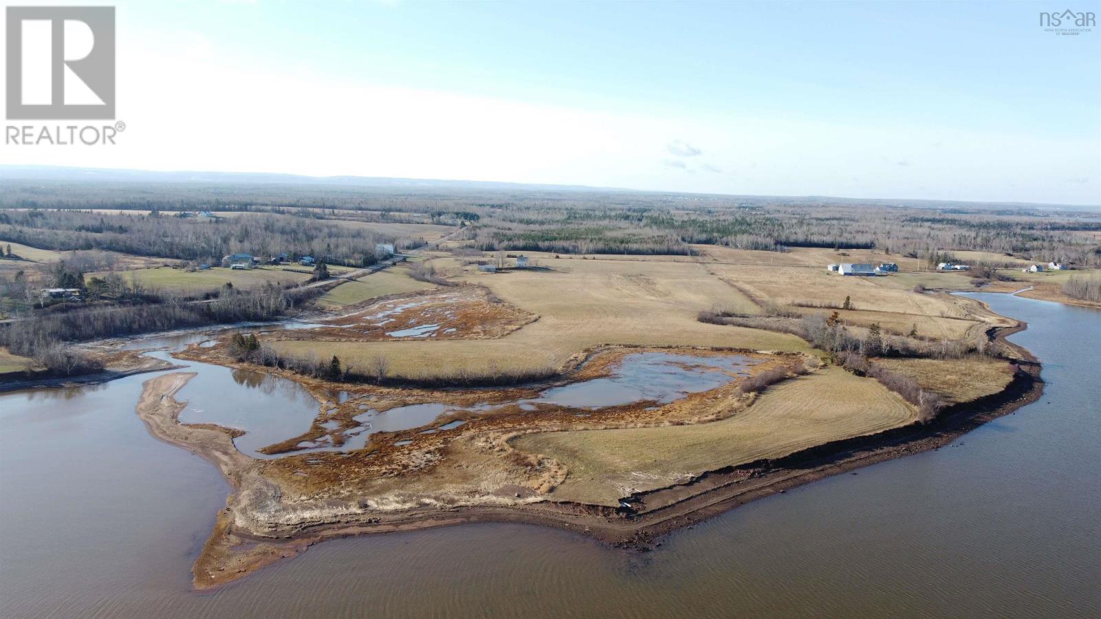 40+ Acres 6 Highway Property Photo 1