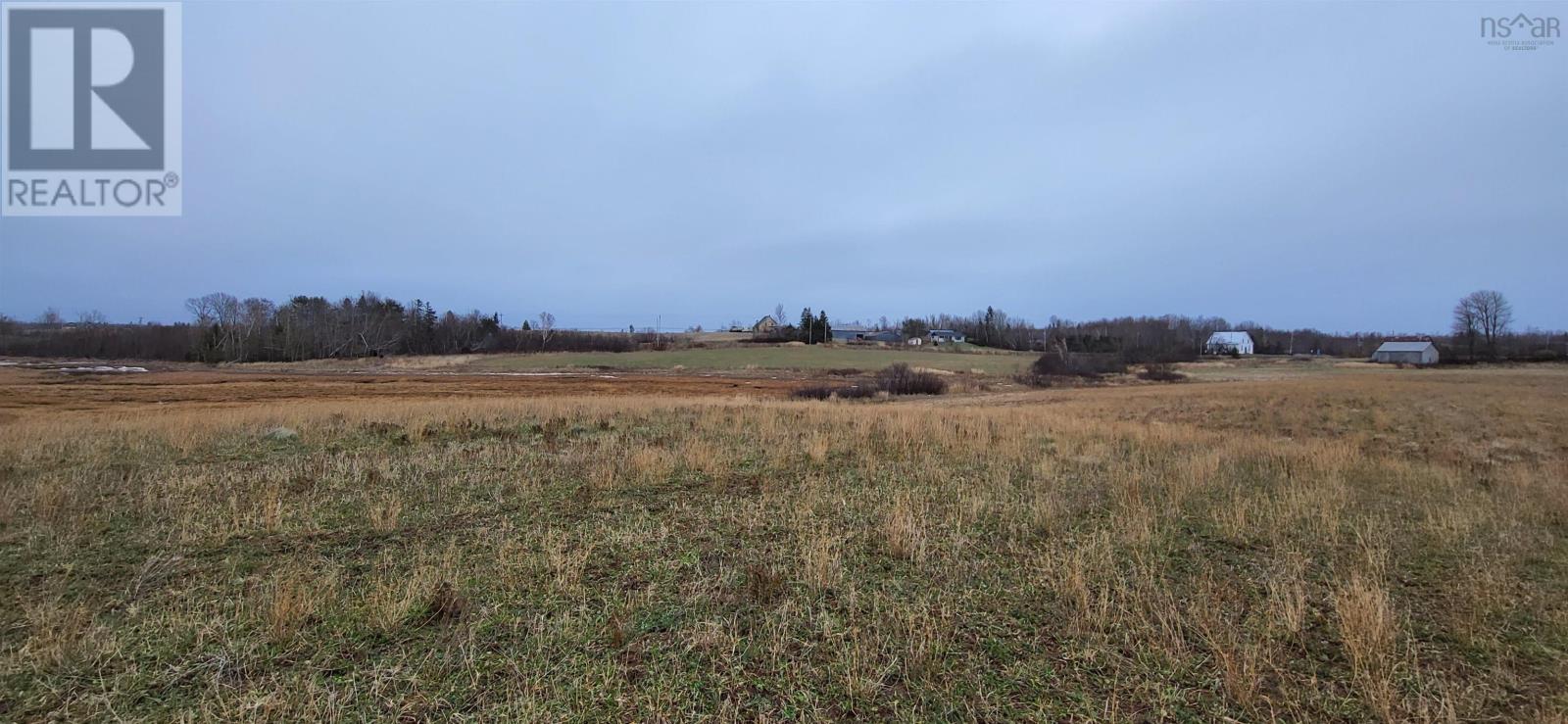 40+ Acres 6 Highway Property Photo 12