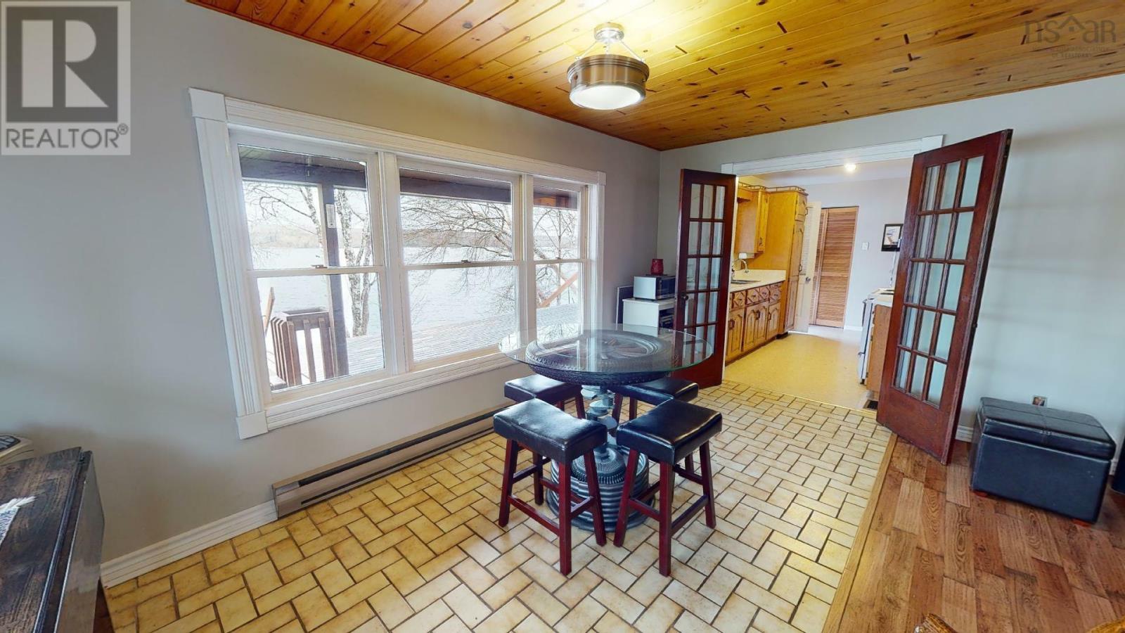 13249 Highway 7 Property Photo 4