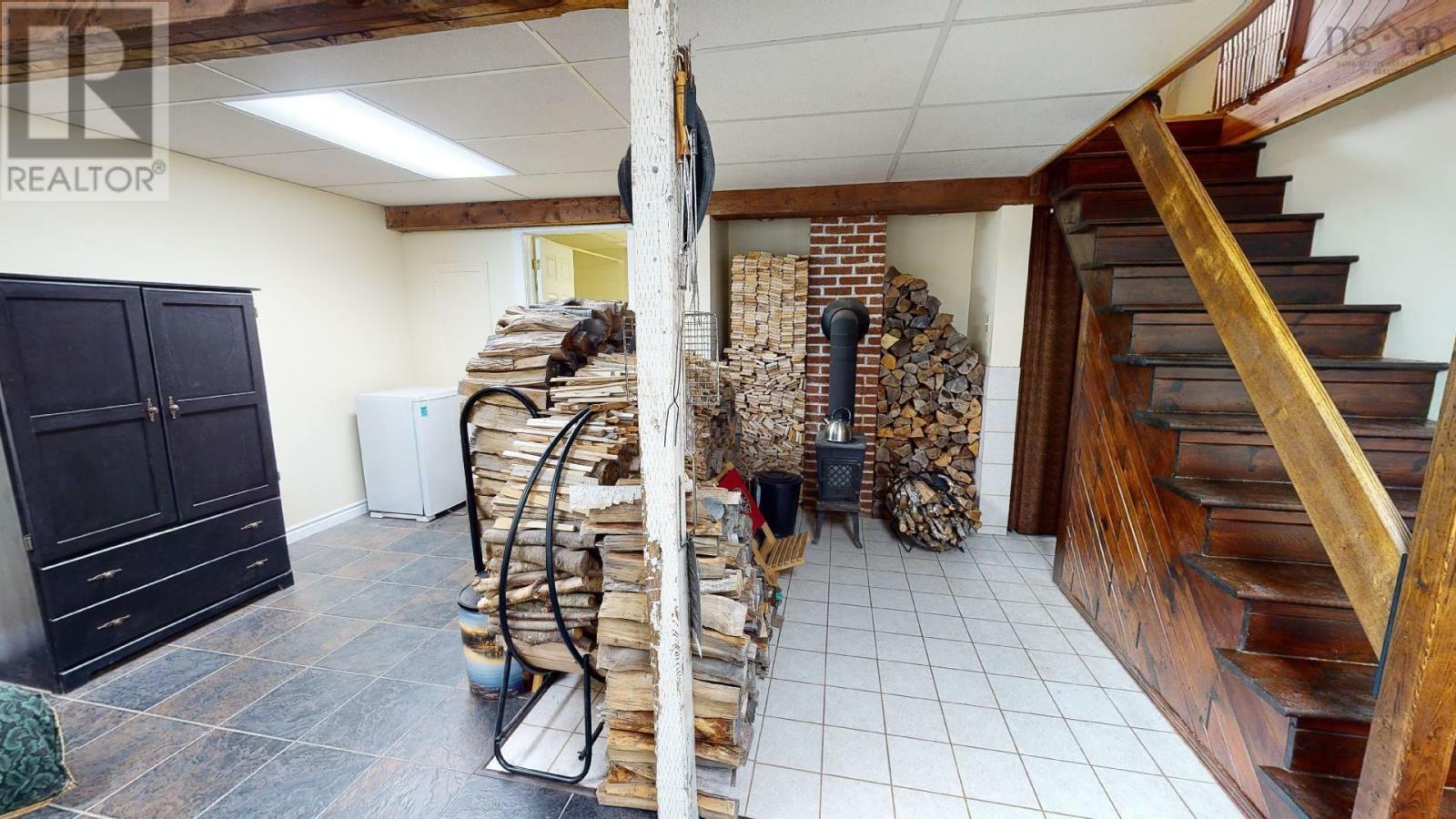 13249 Highway 7 Property Photo 11