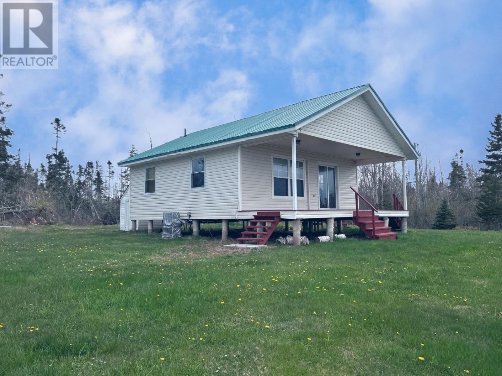 171 Suzannes Lane Property Photo 4