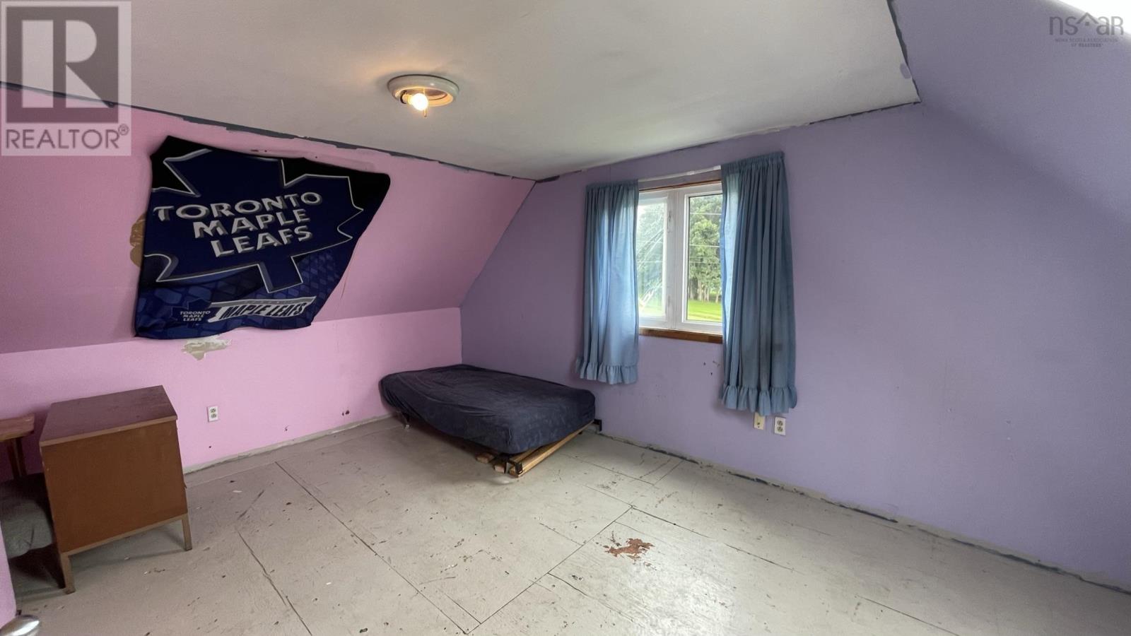 6674 Highway 101 Property Photo 16