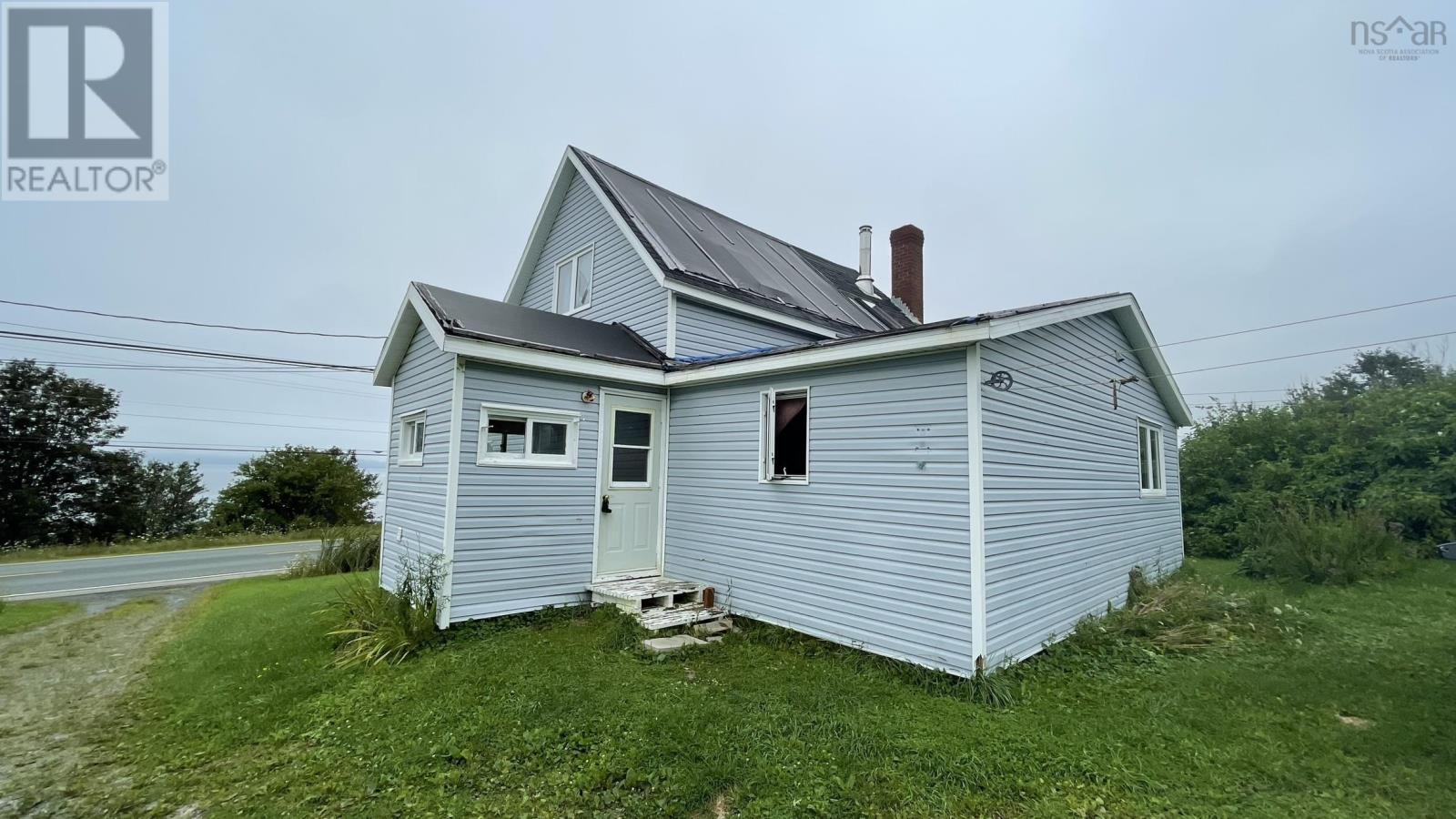 6674 Highway 101 Property Photo 21