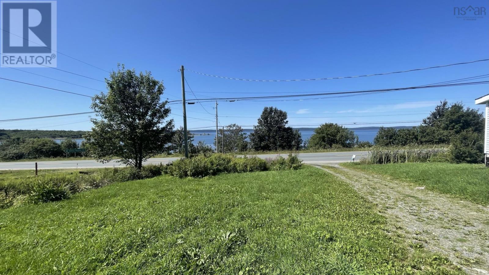 6674 Highway 101 Property Photo 22