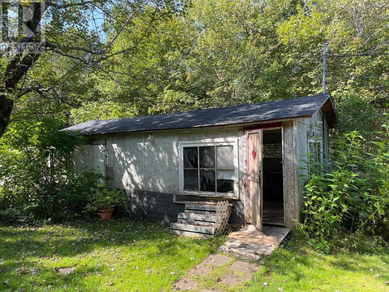 263 Rodney Road Property Photo 6
