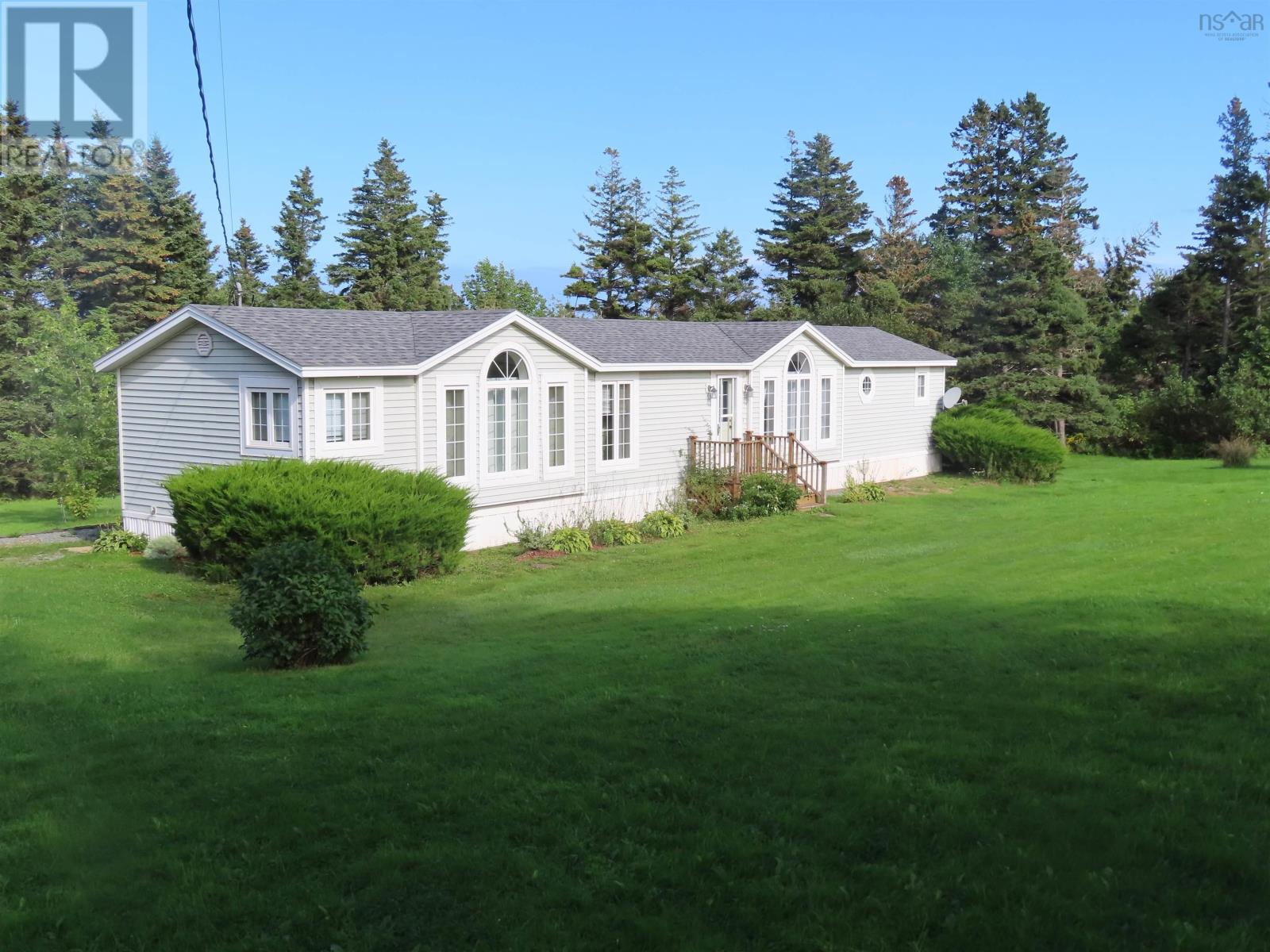 623 Marsh Road Property Photo 1