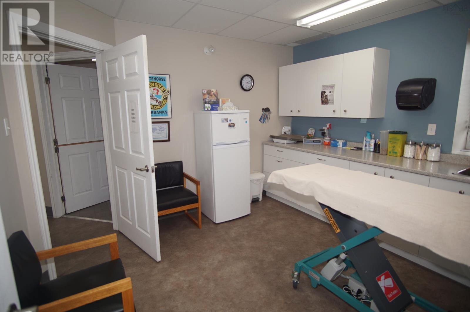190 Water Street Property Photo 17