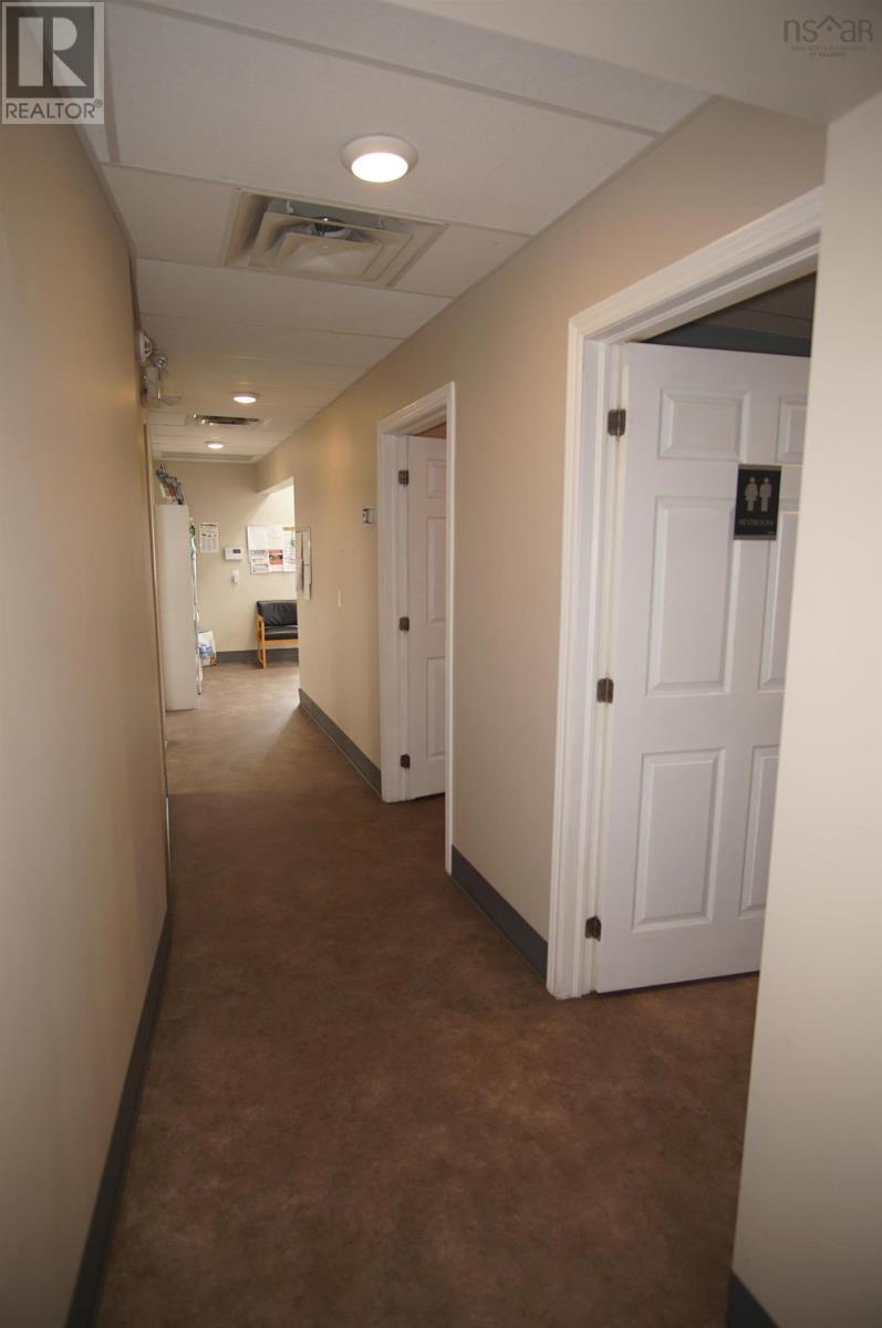 190 Water Street Property Photo 36
