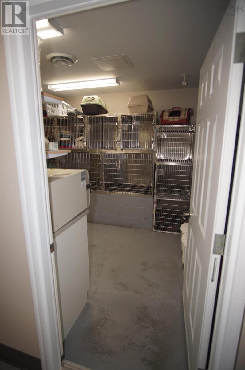 190 Water Street Property Photo 38