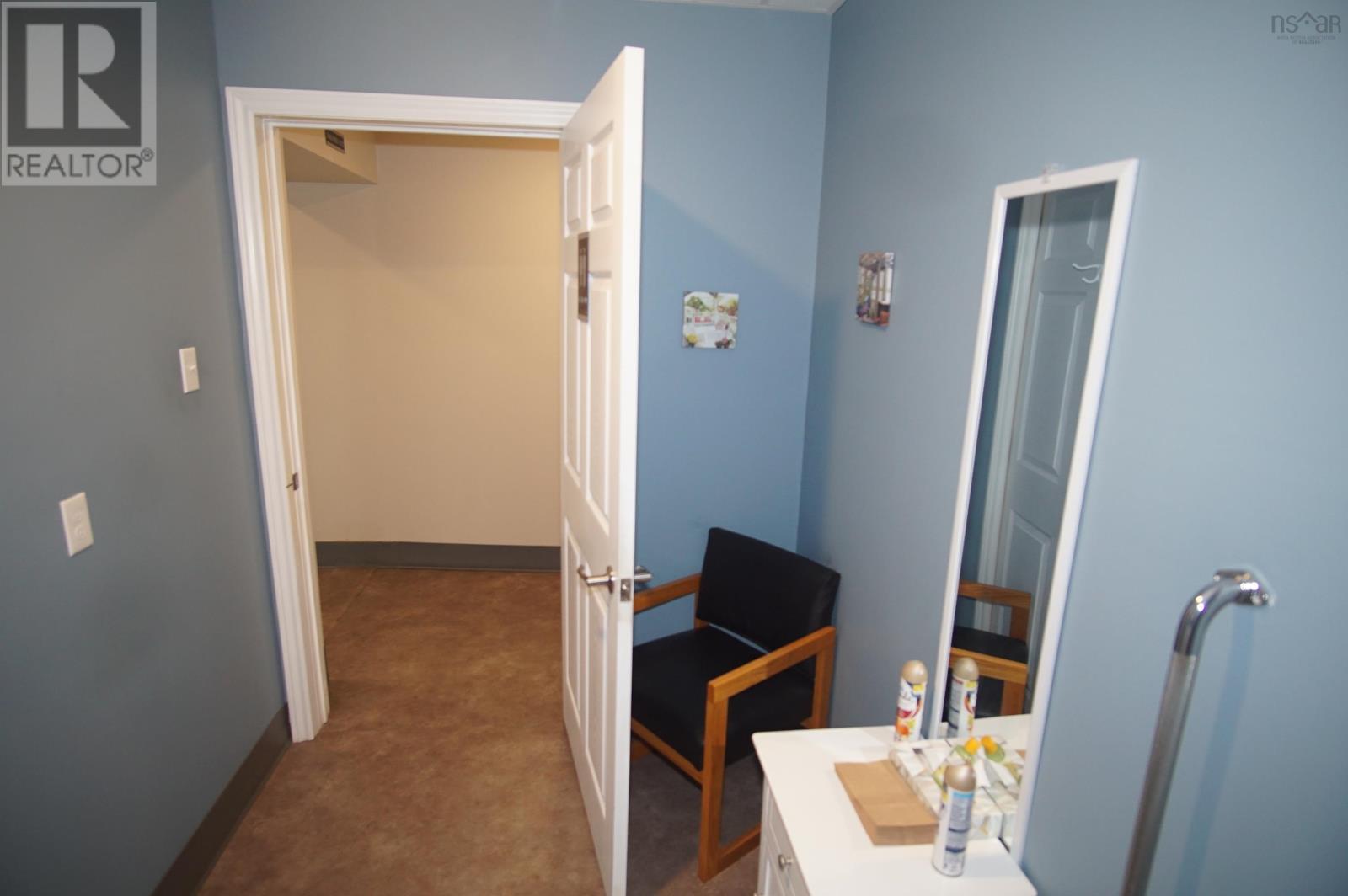 190 Water Street Property Photo 42