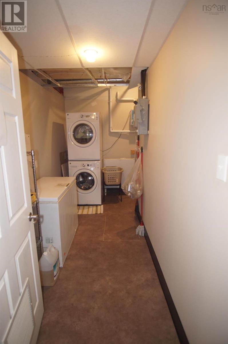 190 Water Street Property Photo 45