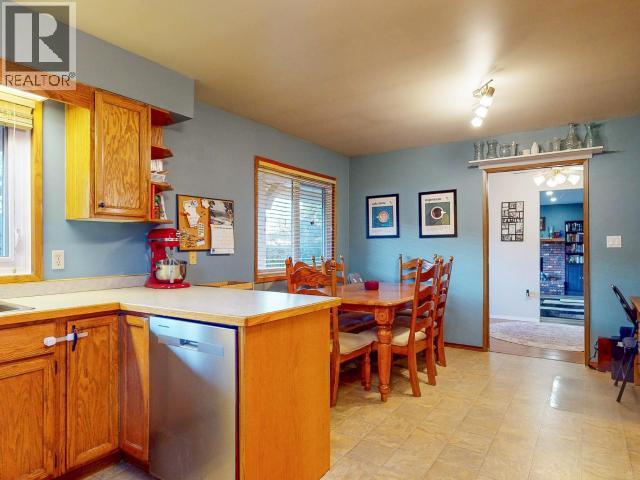 4678 Ontario Ave Property Photo 3