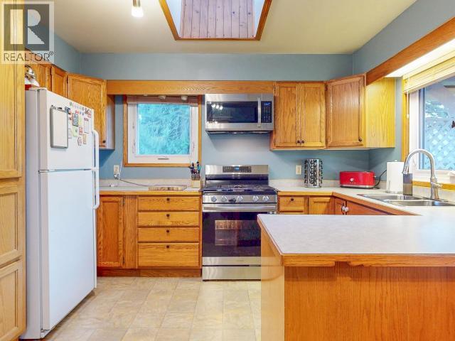4678 Ontario Ave Property Photo 13