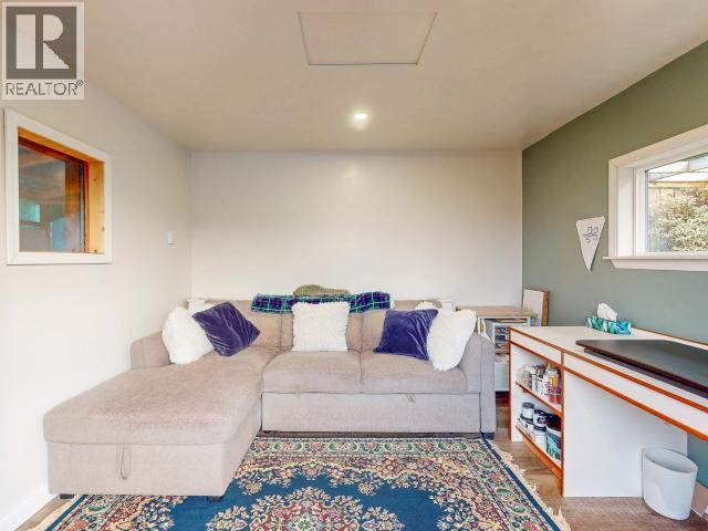4678 Ontario Ave Property Photo 18