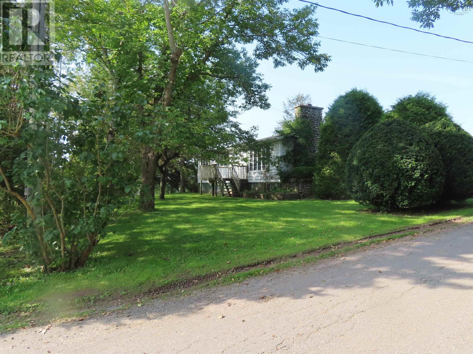 3653 Highway 316 Property Photo 6