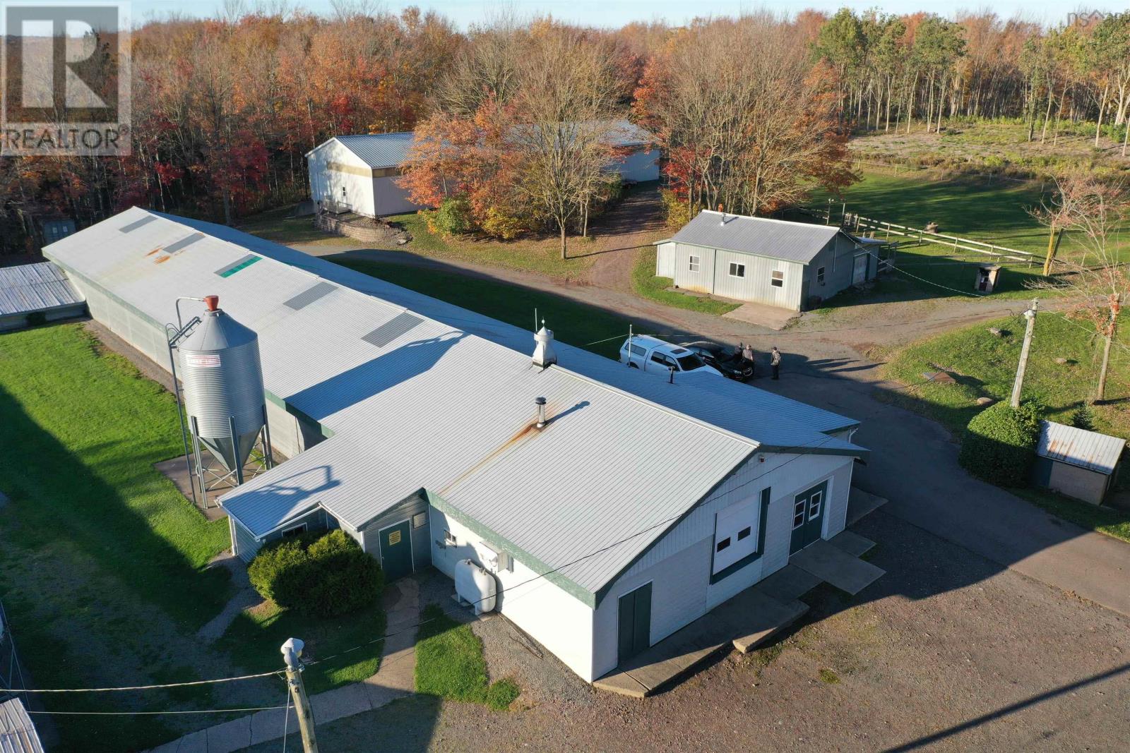 3653 Highway 316 Property Photo 16