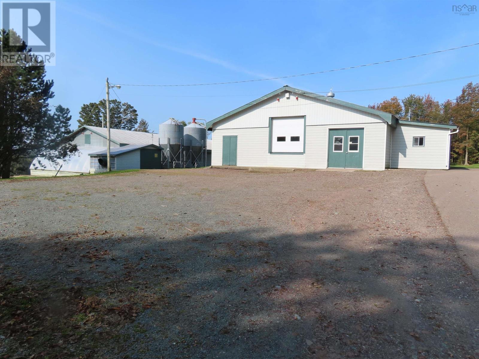 3653 Highway 316 Property Photo 24