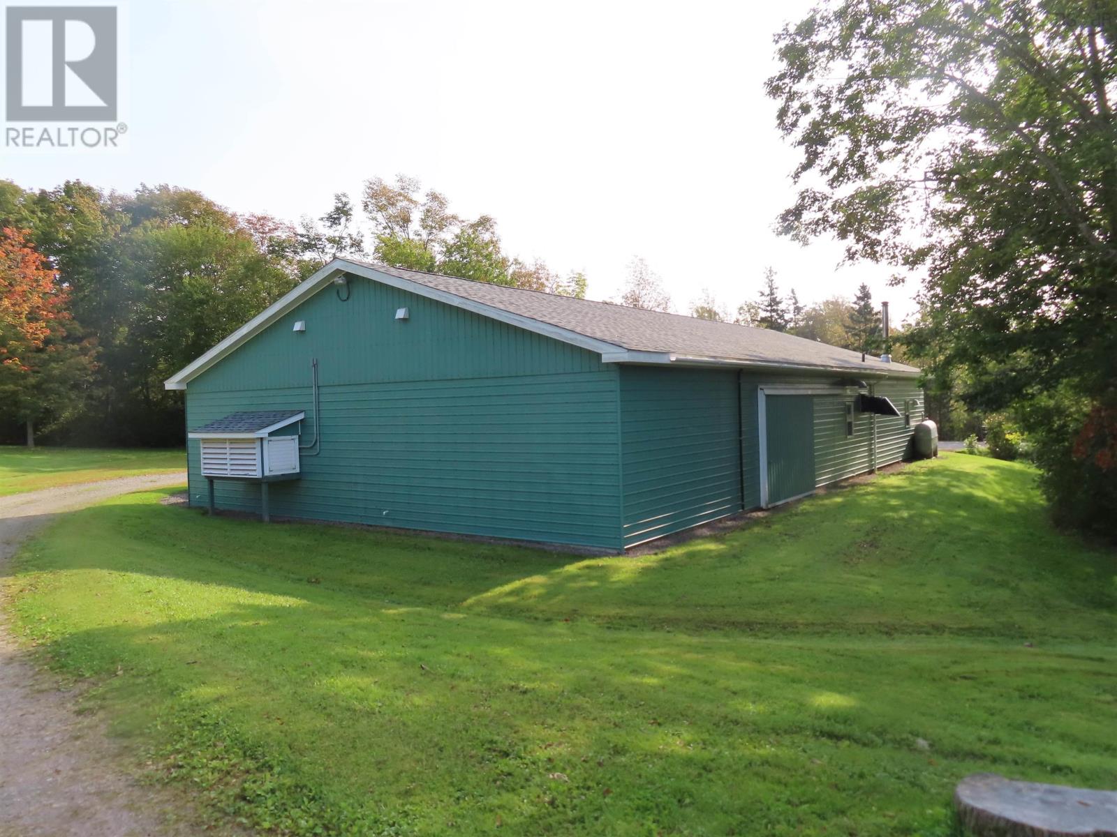 3653 Highway 316 Property Photo 29