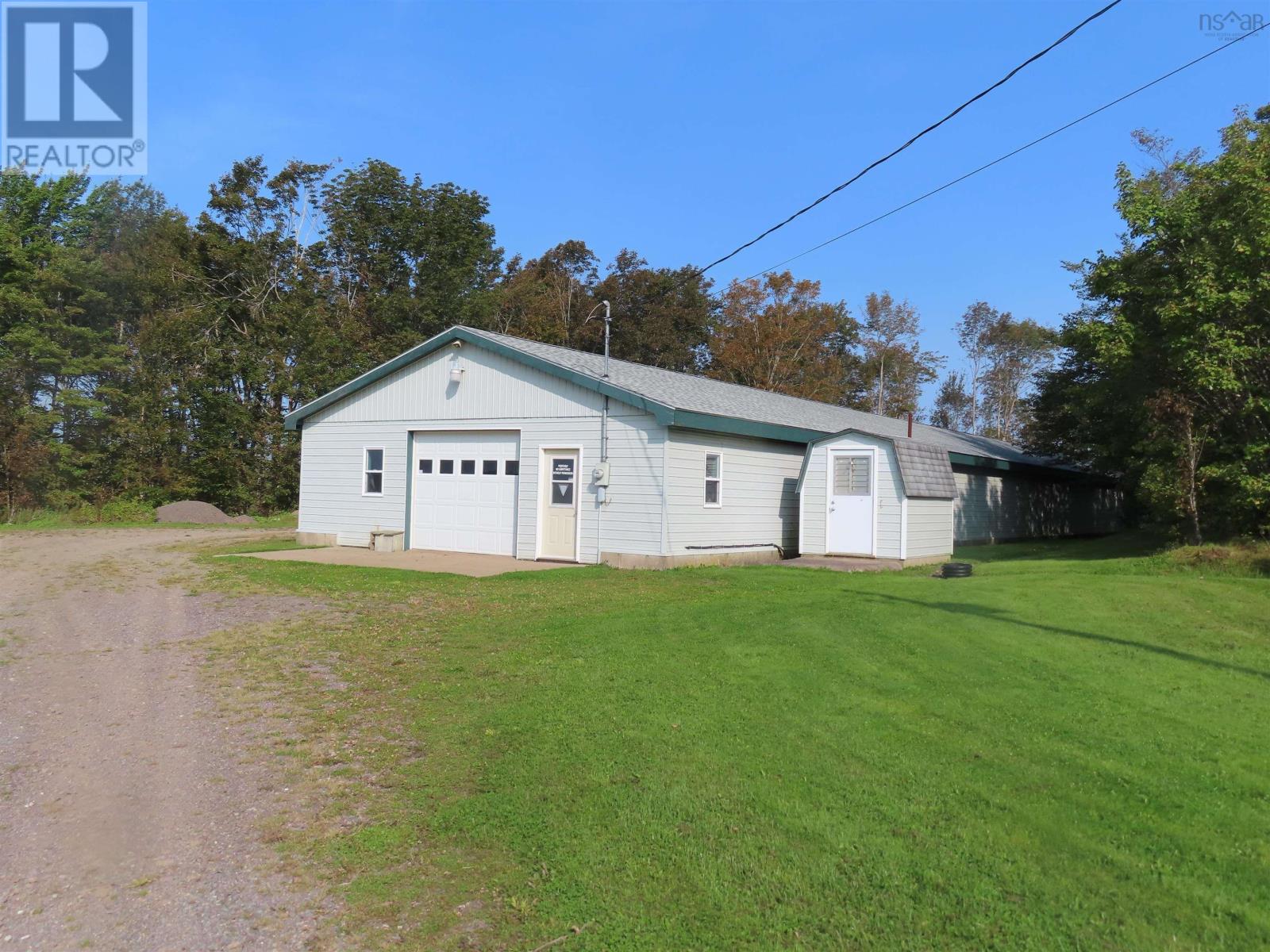 3653 Highway 316 Property Photo 33