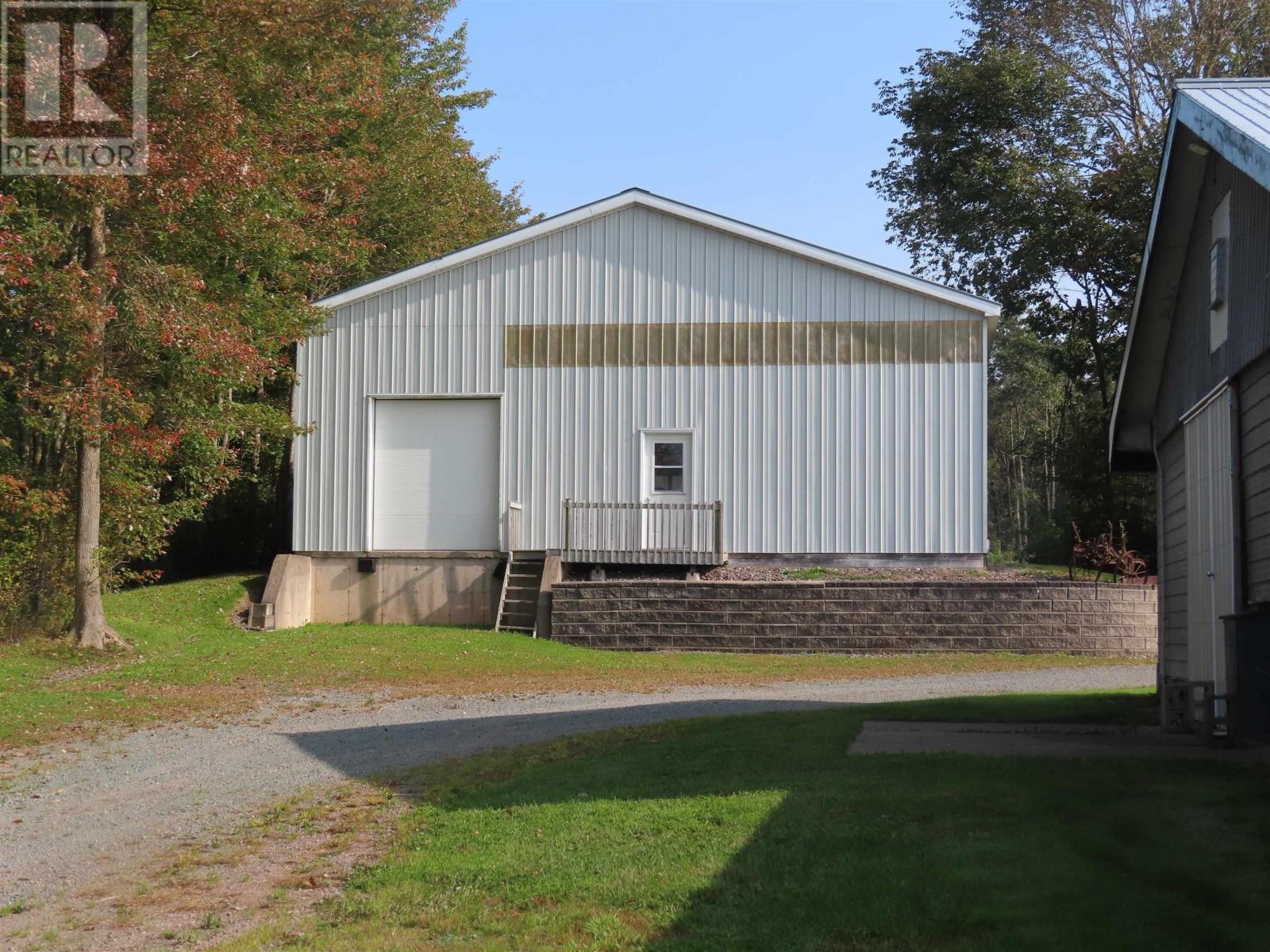3653 Highway 316 Property Photo 38