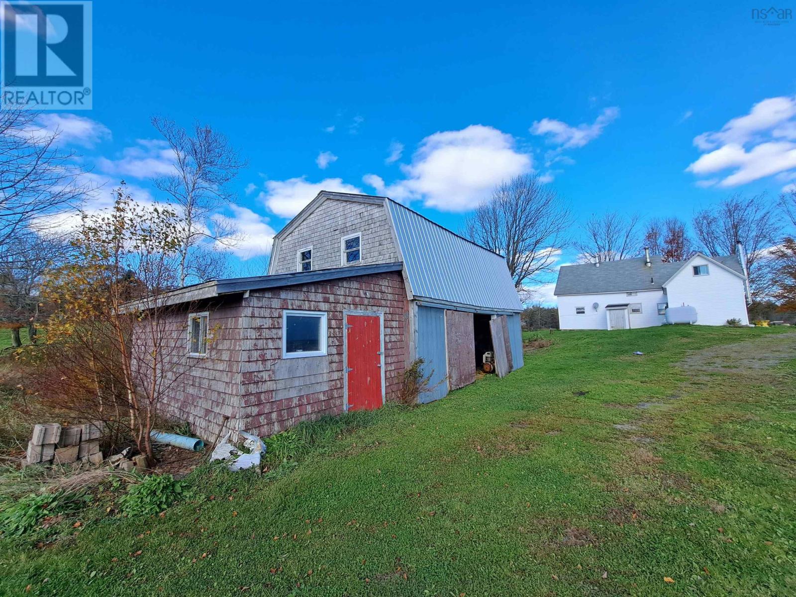 307 Lower Branch Road Property Photo 28