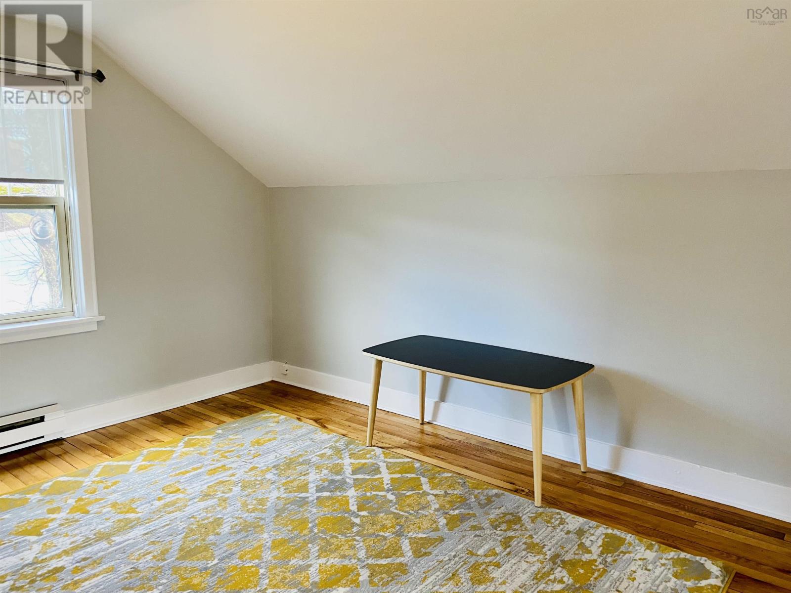170 Ochterloney Street Property Photo 12