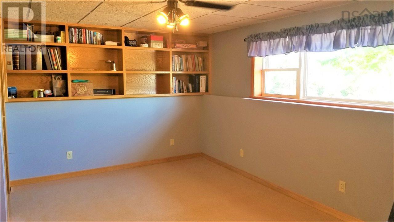 110 De Raymond Street Property Photo 30