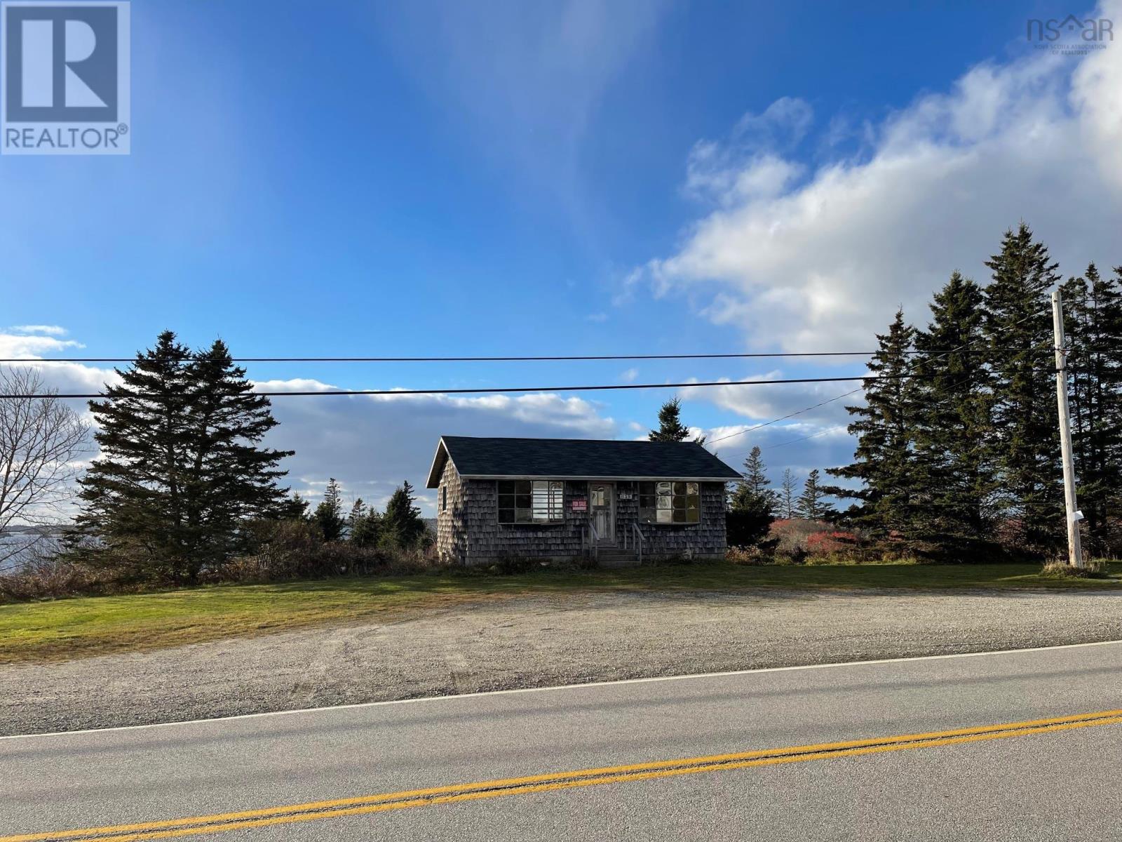 1139 Highway 3 Property Photo 1