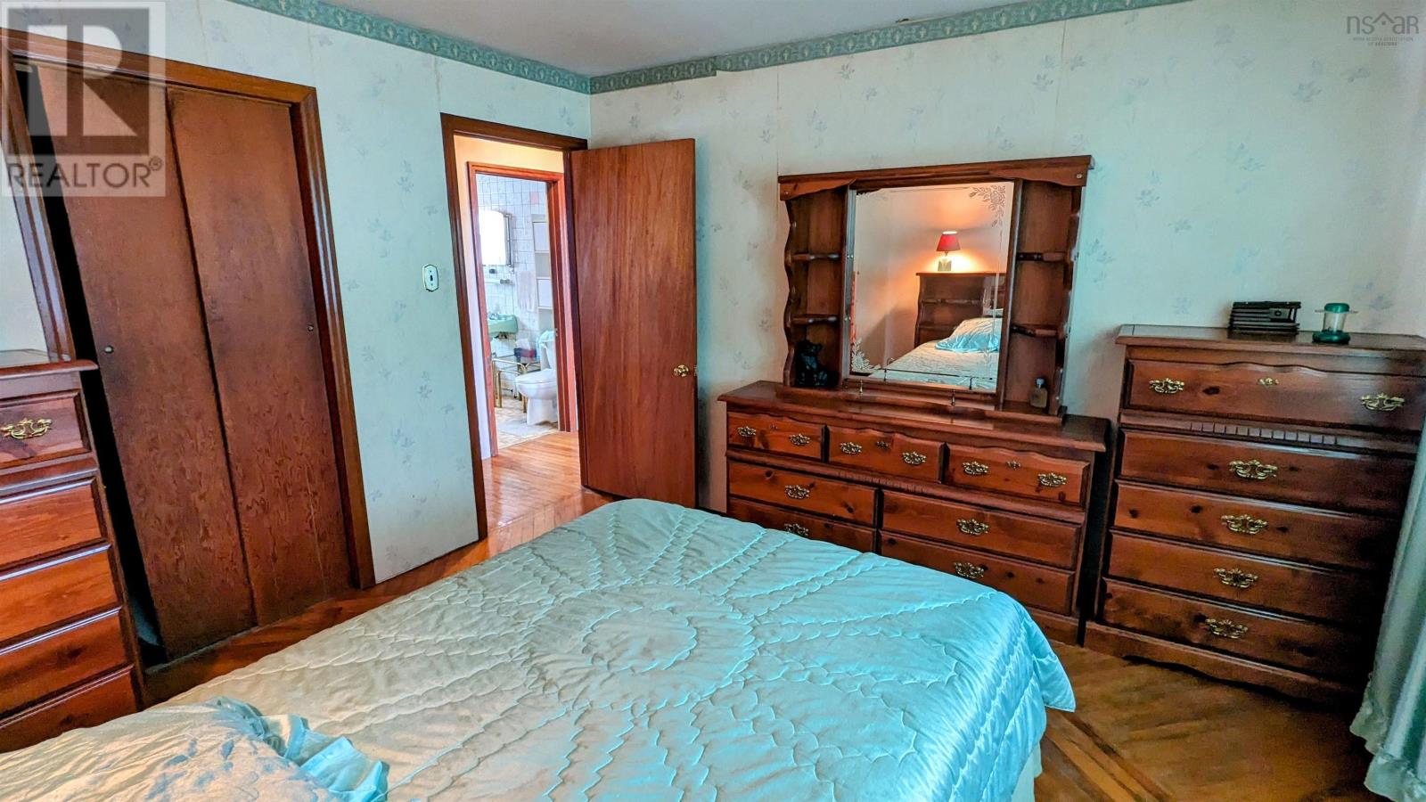 575 Whitehead Road Property Photo 17