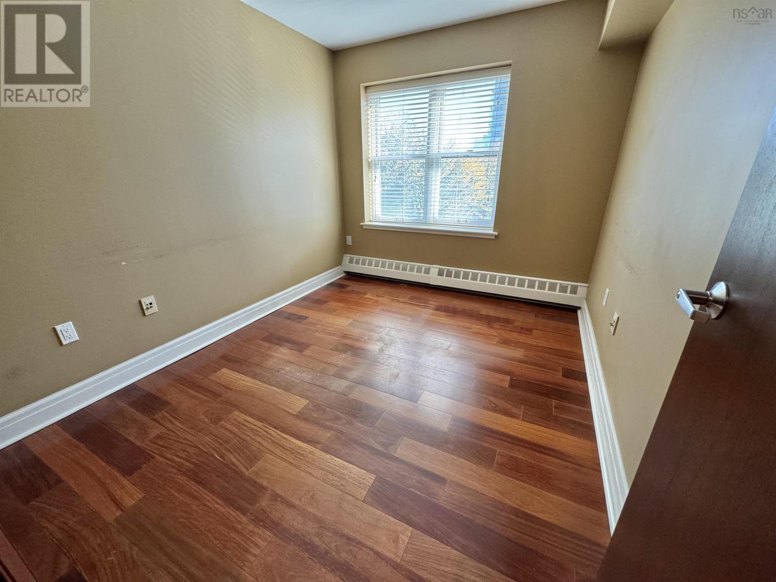 336 1477 Lower Water Street Property Photo 14