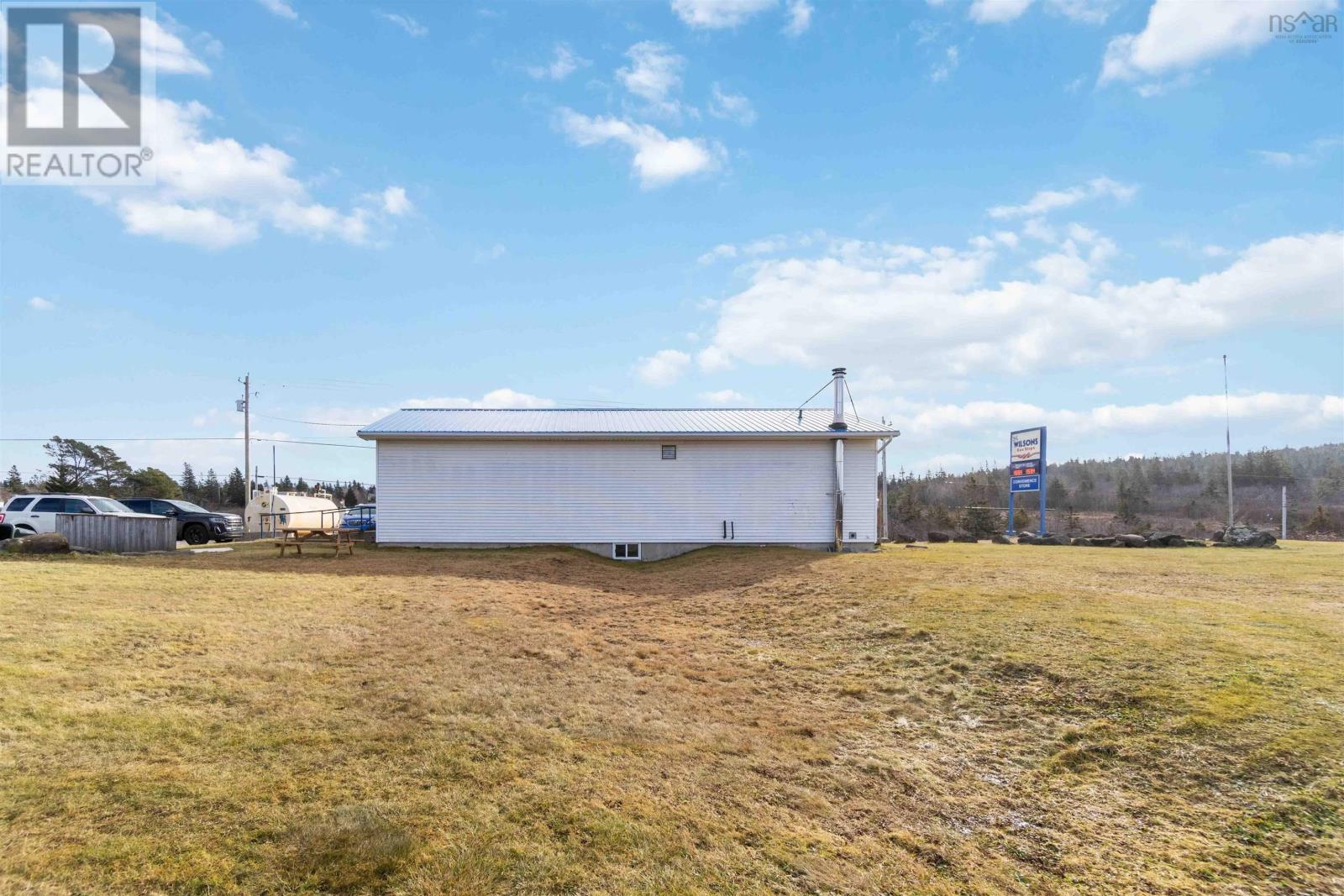 8165 Highway 217 Property Photo 7