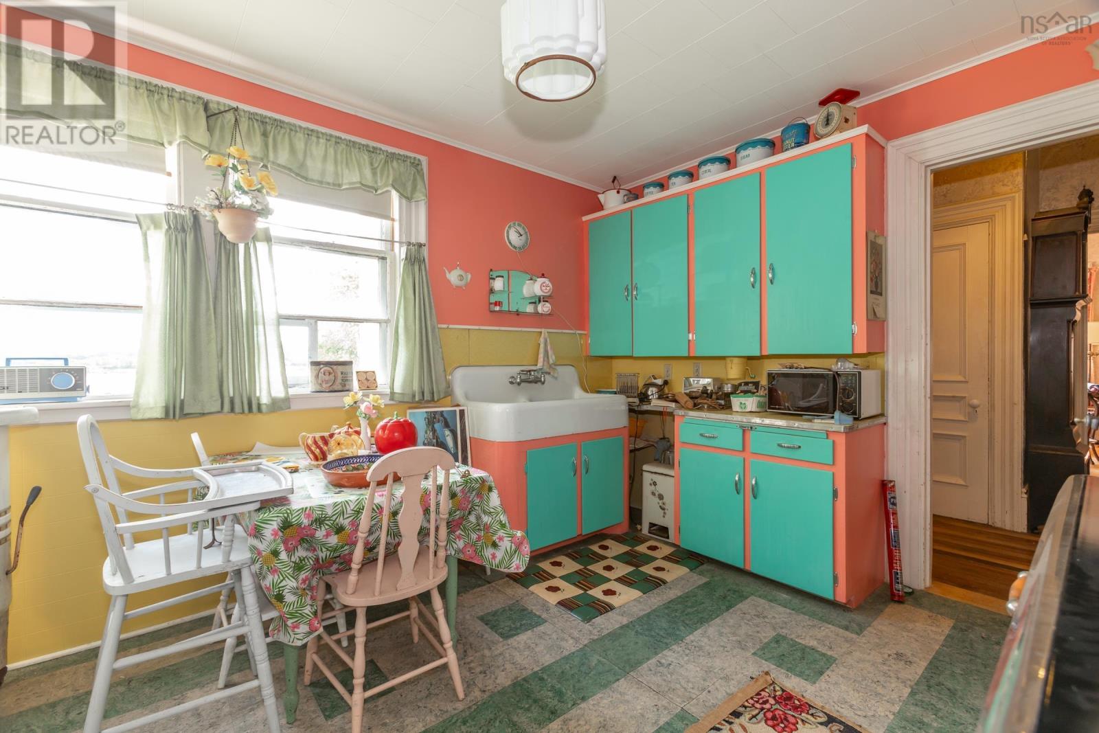 5404 Granville Road Property Photo 18