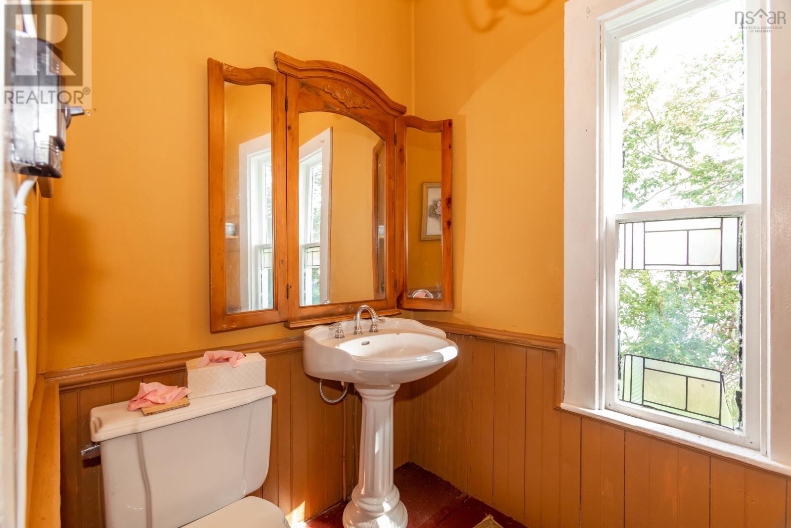 5404 Granville Road Property Photo 26