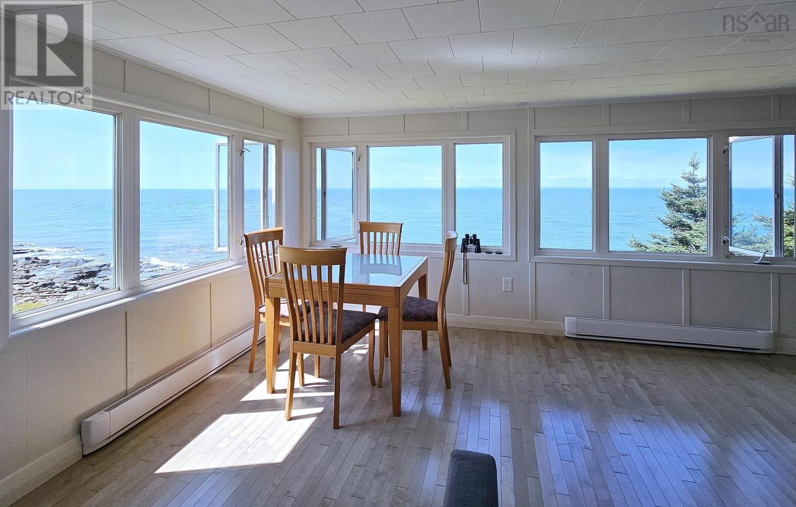 12443 Shore Road Property Photo