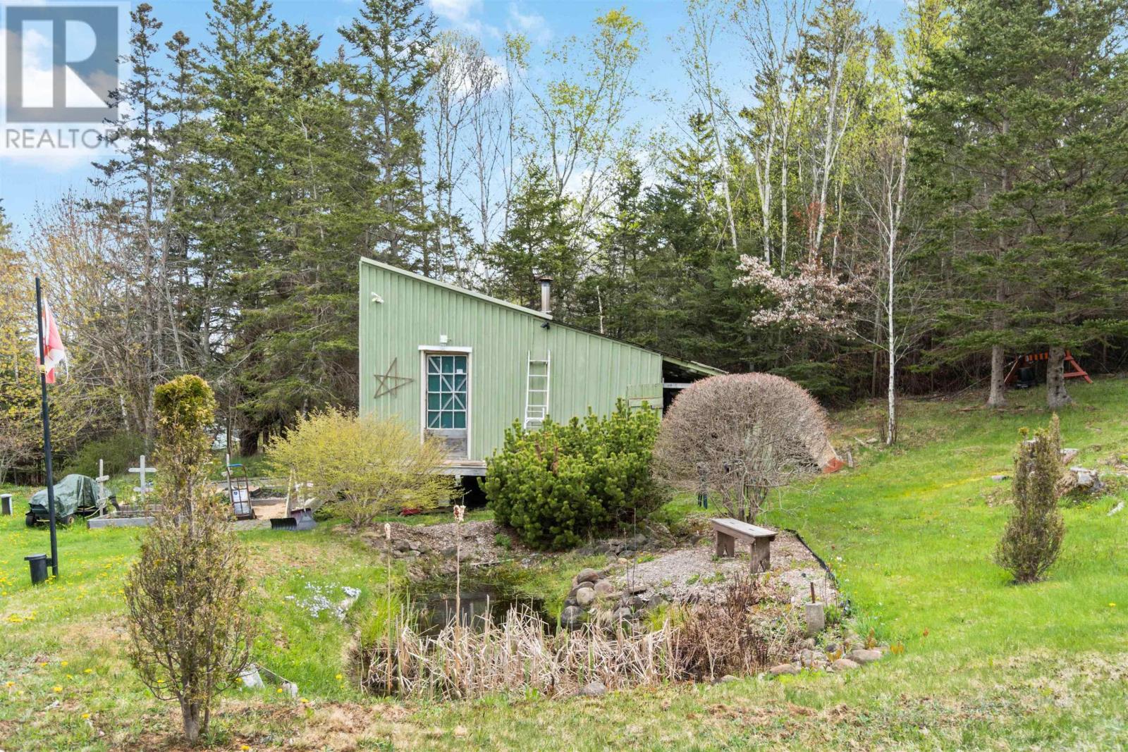 1256 Highway 1 Property Photo 5