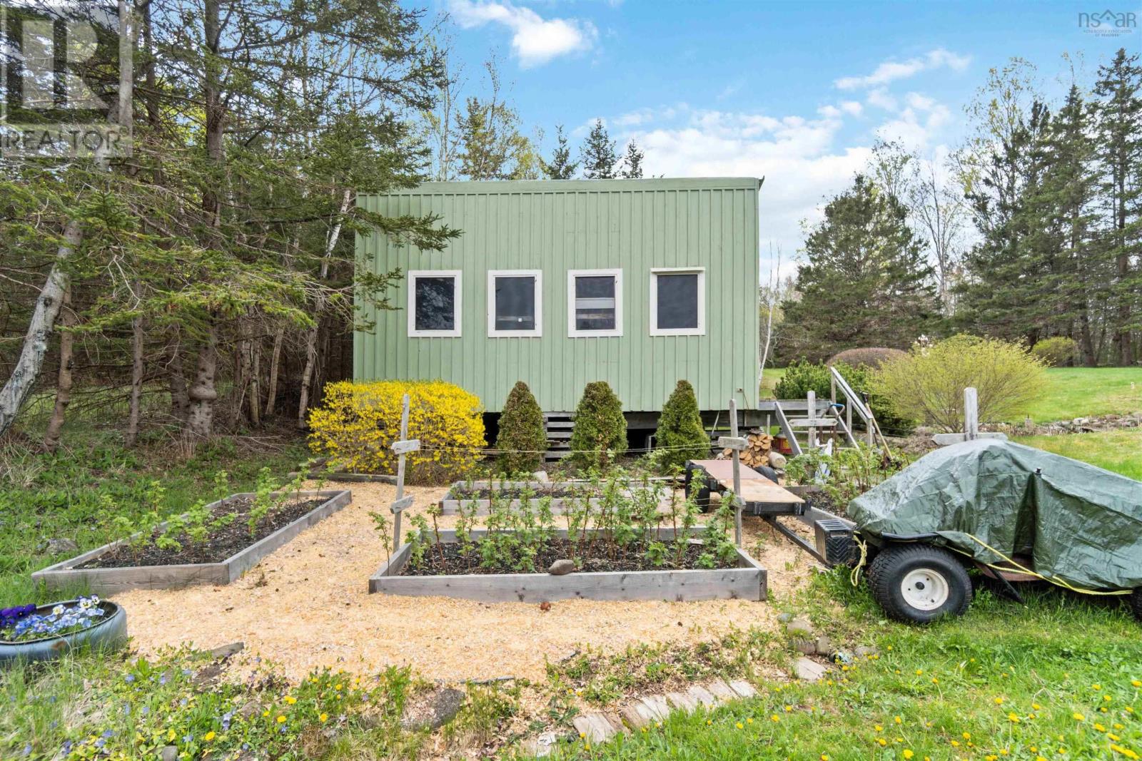 1256 Highway 1 Property Photo 7