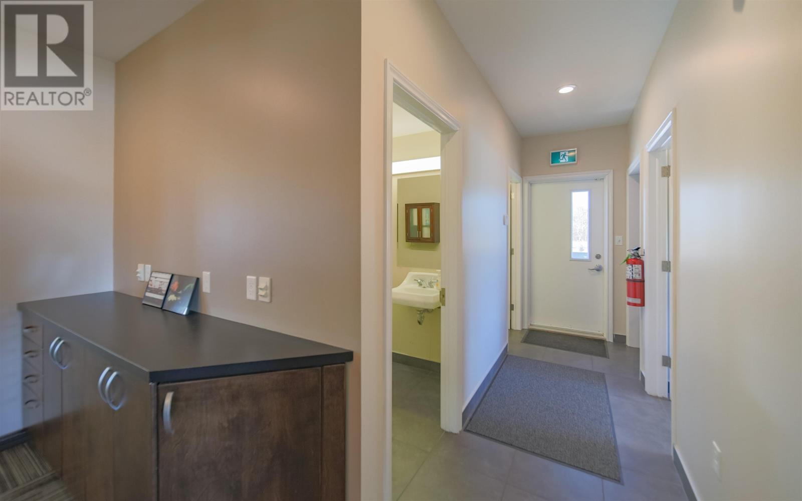 19 Regis Duffy Drive Property Photo 31