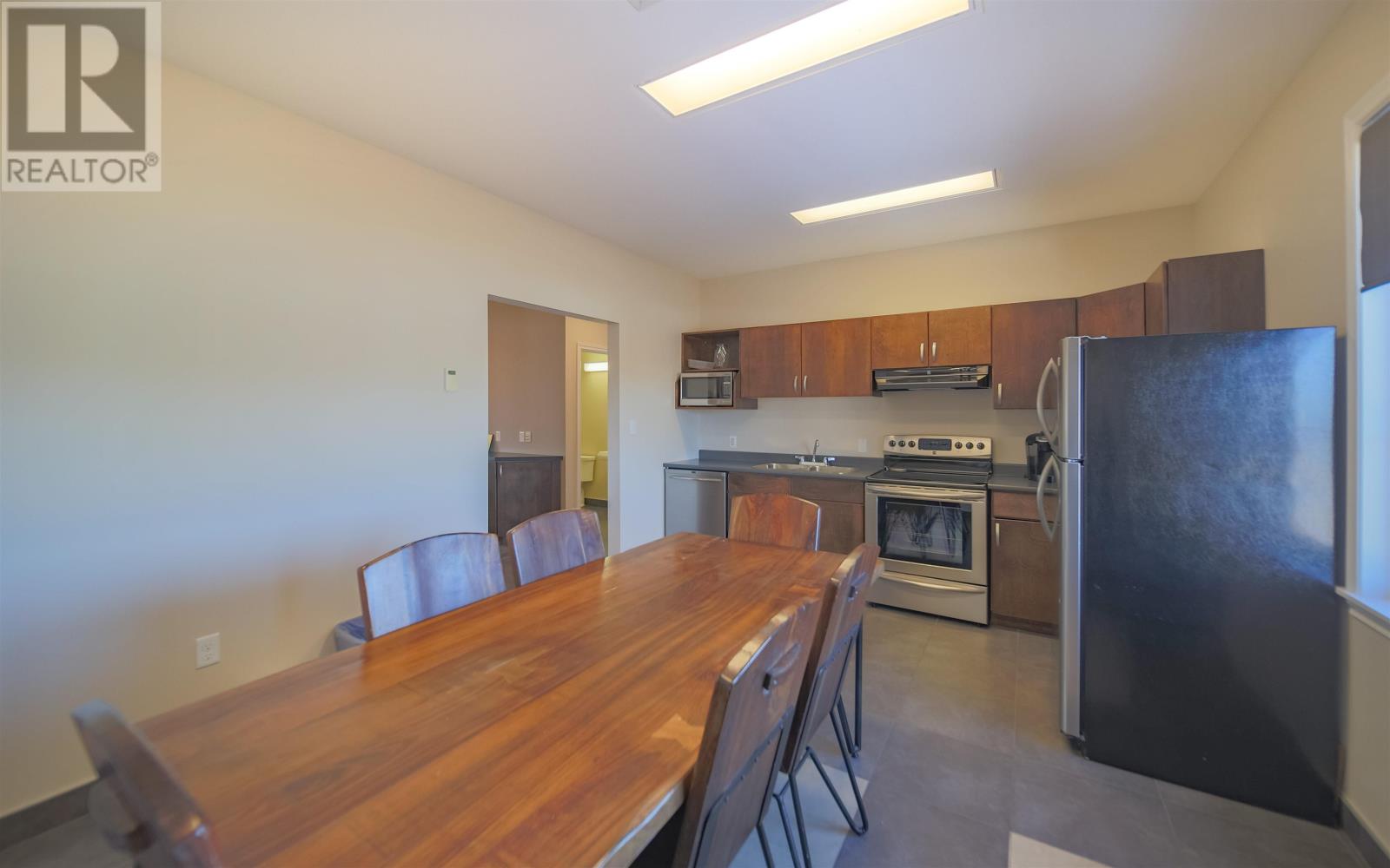 19 Regis Duffy Drive Property Photo 35