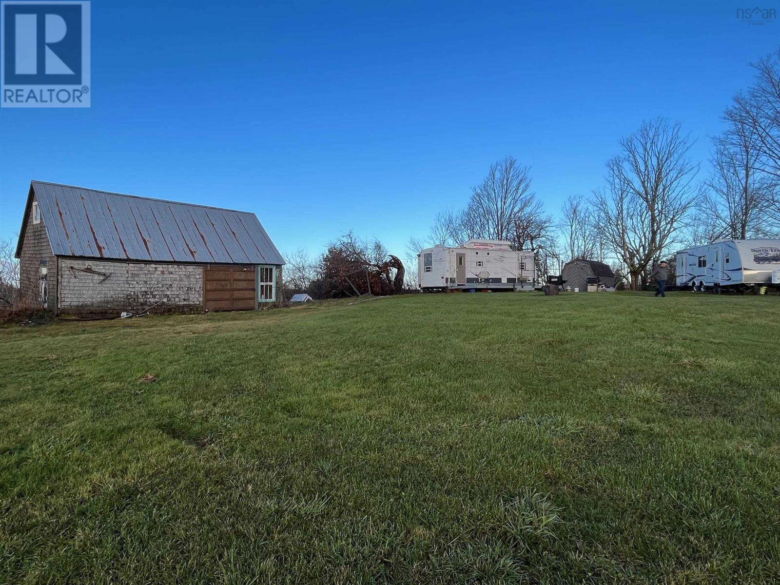 3814 Highway 6 Property Photo 5