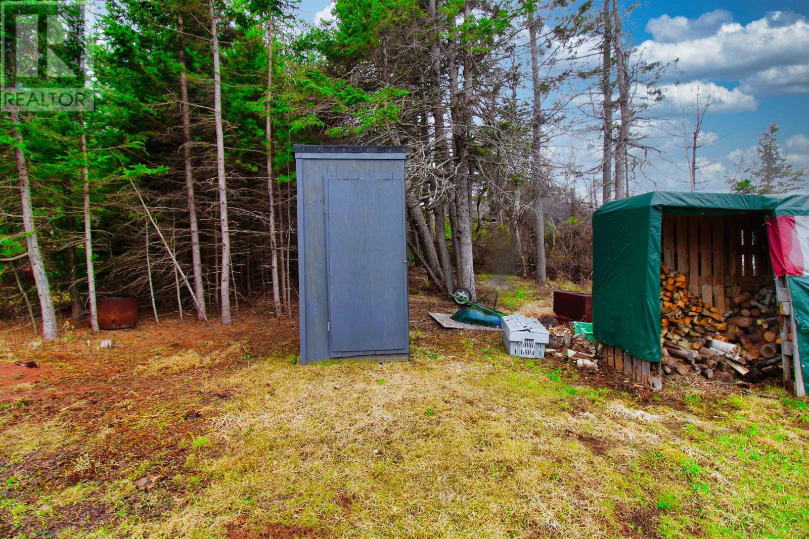 669 Tory Road Property Photo 10