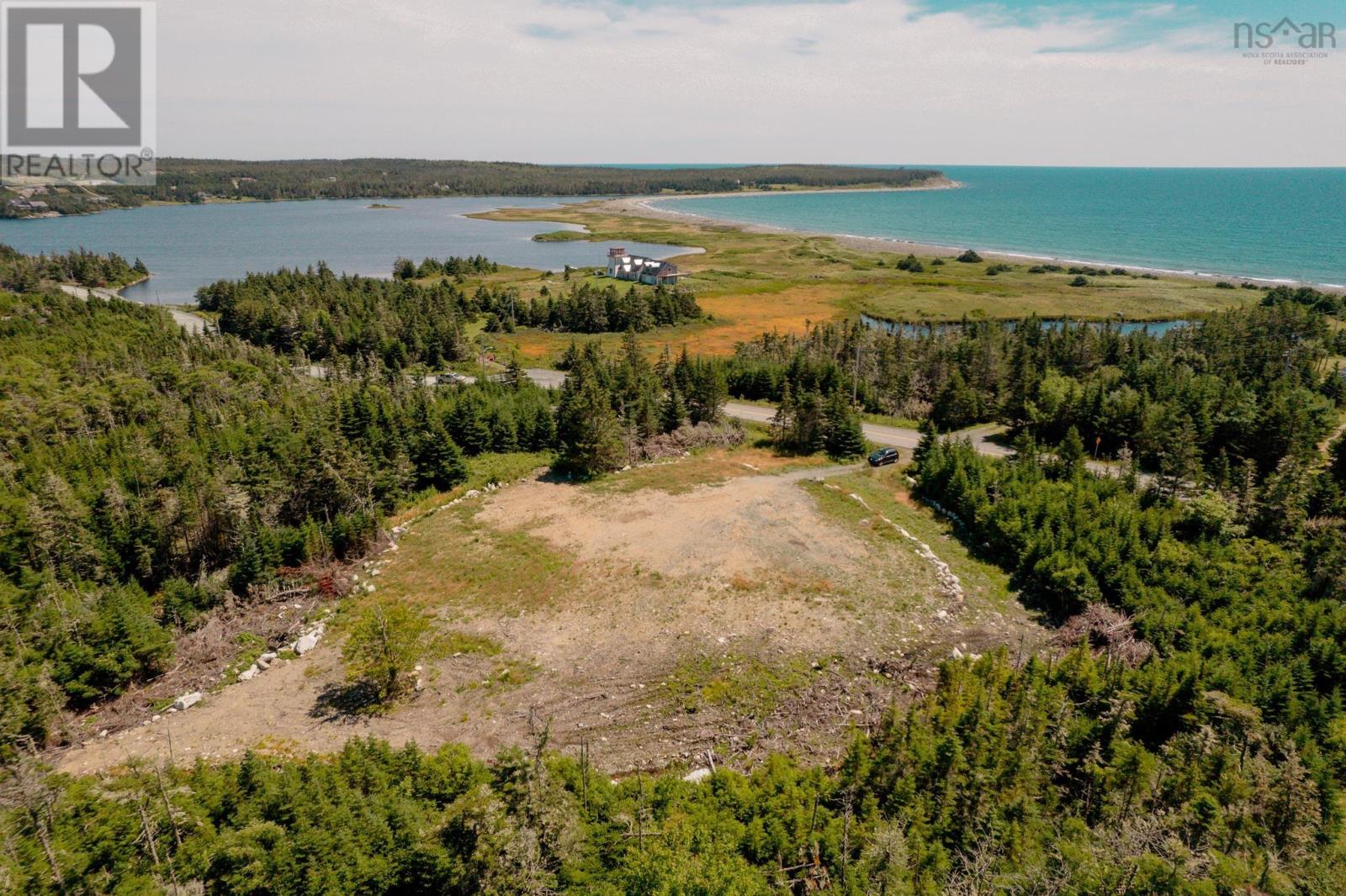 2775 Ostrea Lake Road Property Photo 3