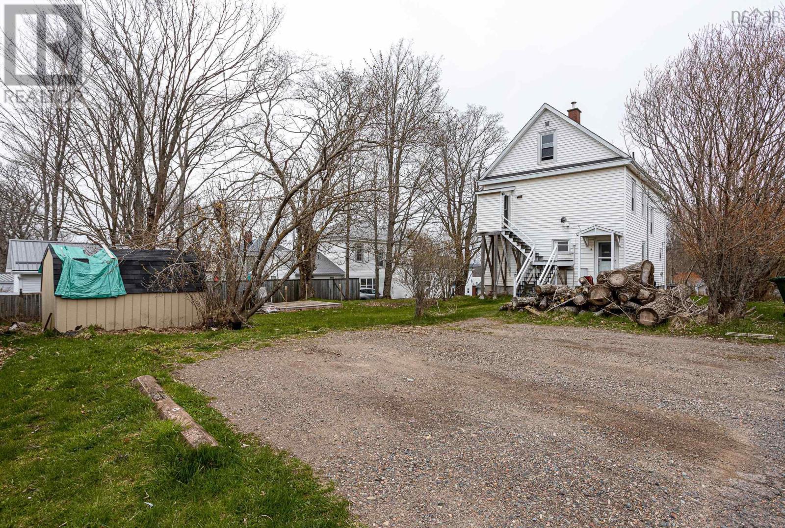 96 Lyman Street Property Photo 41