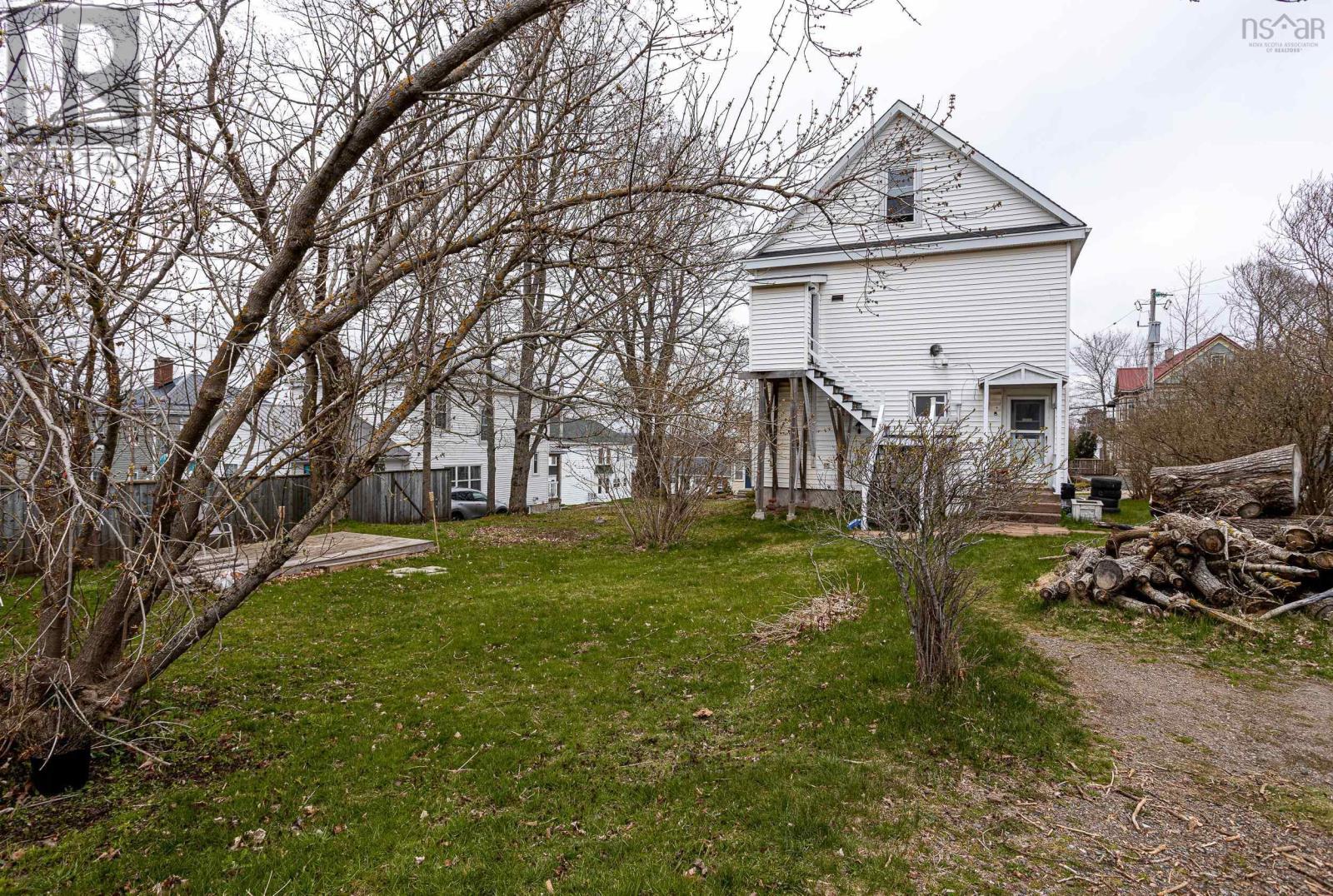 96 Lyman Street Property Photo 42