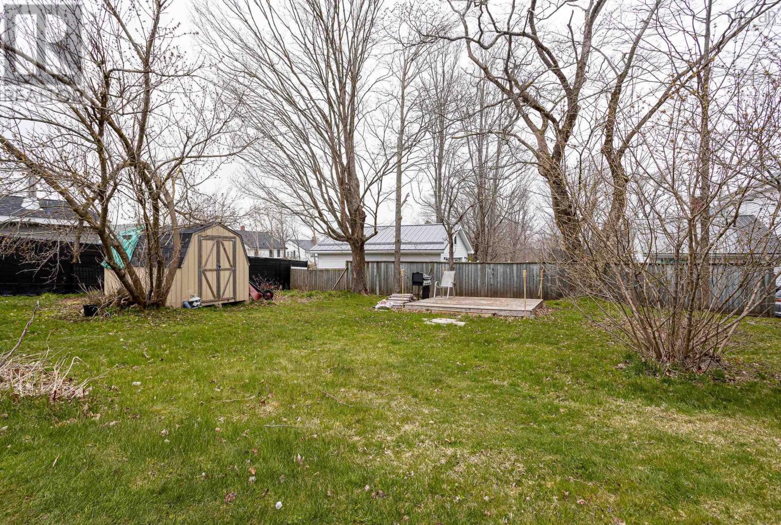 96 Lyman Street Property Photo 45